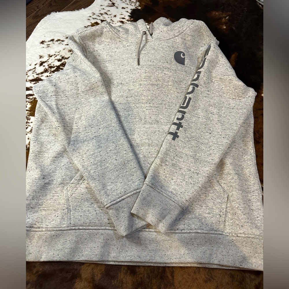 Women’s Carhartt hoodie